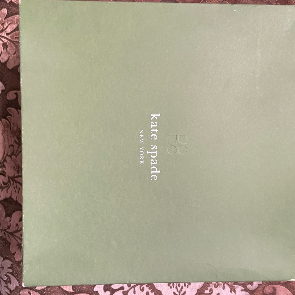 Kate Spade fuchsia wool, Paisleyinside, dust bag and original box2009 UNUSED